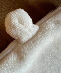 rankšluostis su gobtuvu